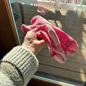 Hot Chillys pink girls wool trail socks size small
